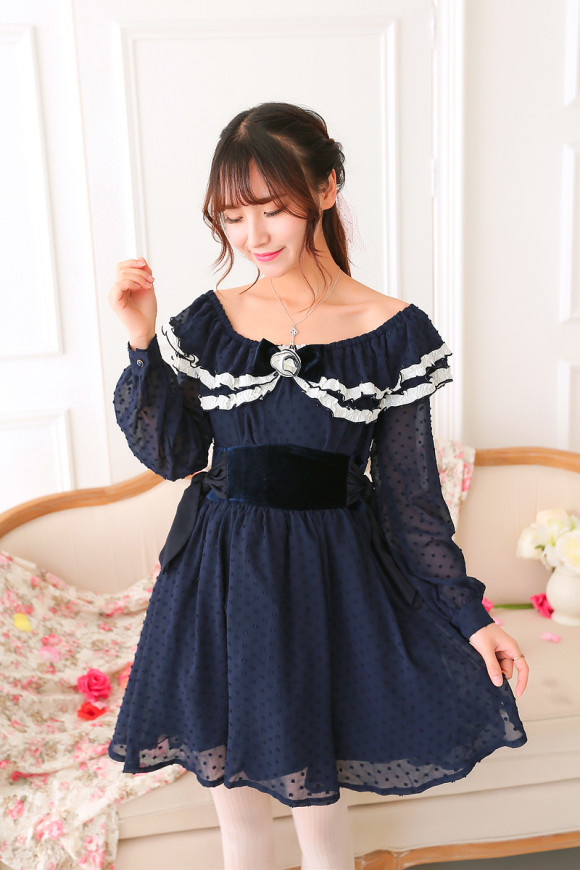 Pretty Blue Floral Dresses for Winter Princesses (1)