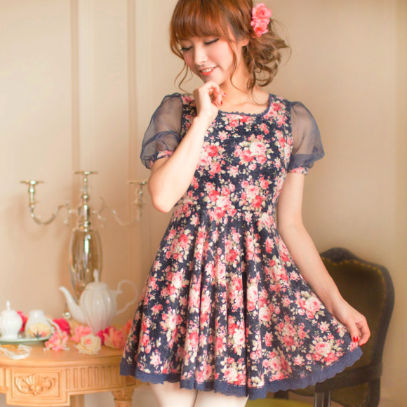 Pretty Blue Floral Dresses for Winter Princesses (2)