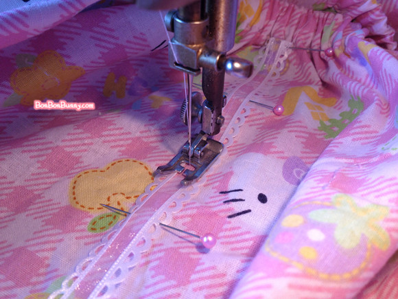 hello kitty fairy kei skirt sewing tutorial (23)