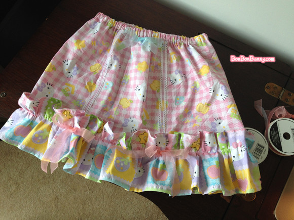 hello kitty fairy kei skirt sewing tutorial (25)