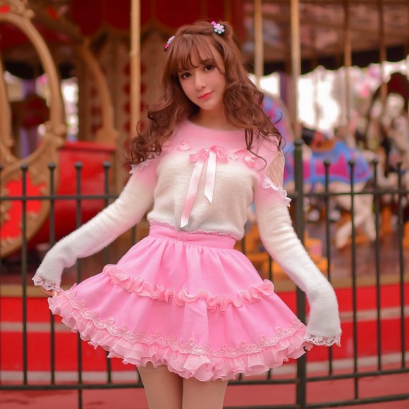 Warm Winter Skirts & Sweaters for Pretty Pink Princess Gals (2)