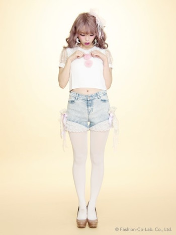 Cute Cozy Swankiss Clothes for Larme Princesses! (4)